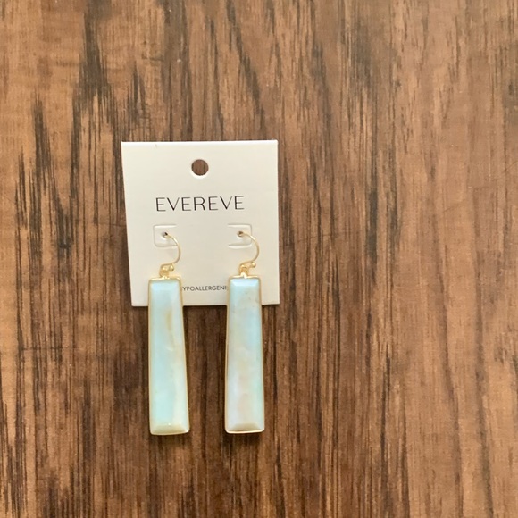 Evereve Jewelry - Evereve Amazonite stone drop earring